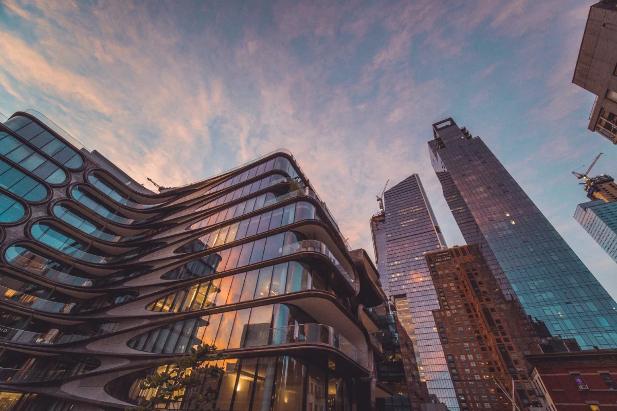 „Nauka o transporcie: Kluczowe wyzwania i innowacje w nowoczesnej logistyce”